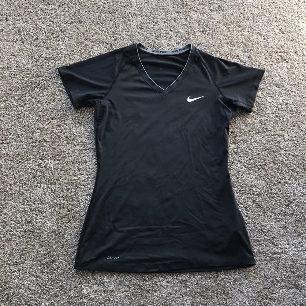 Nike pro gym shirt